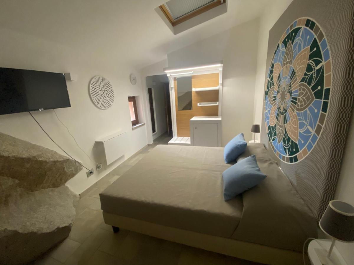 サンタ・テレーザ・ガッルーラ Petit Maison Petraヴィラ エクステリア 写真